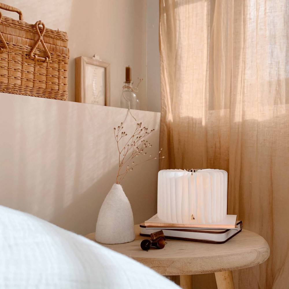 Lampe veilleuse livre lumineux | Scandimag Déco