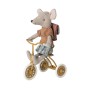 Tricycle Maileg et on garage