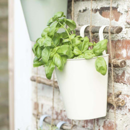 Pot balcon en métal à suspendre