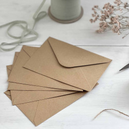5 enveloppes kraft 16 x 11.5 cm