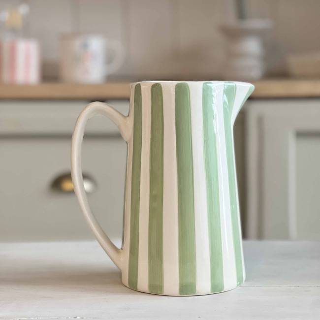 Pichet en céramique rayure matcha