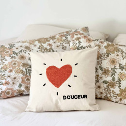 Coussin coeur brique