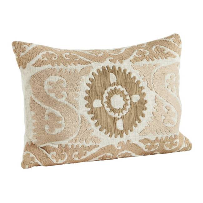 Housse de coussin Brodé Beige – Motif Chic en Coton