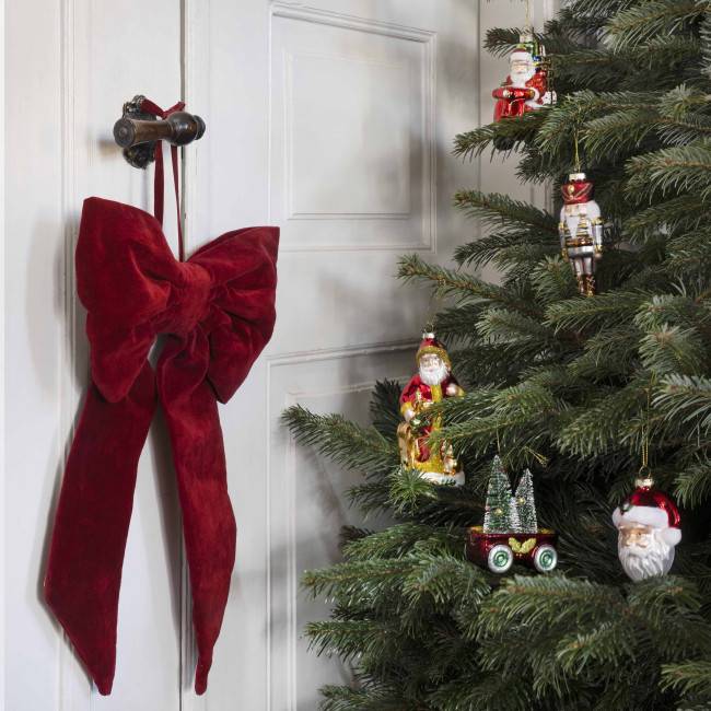 Grand noeud en velours rouge