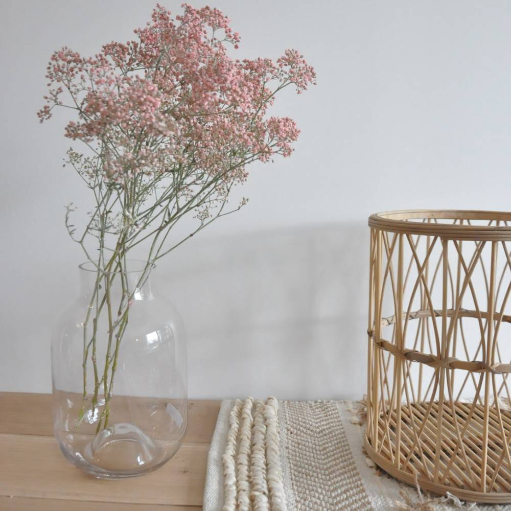 Grand vase en verre rose poudré de House Doctor Scandimag Déco