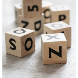Cubes en bois jouet d'éveil bébé - Ooh Noo - Alphabet noir