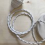 Systeme électrique pour suspension cordon torsadé